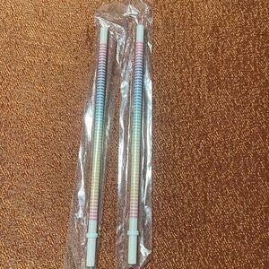 New! STARBUCKS Set of 2 Rainbow Reusable Straws